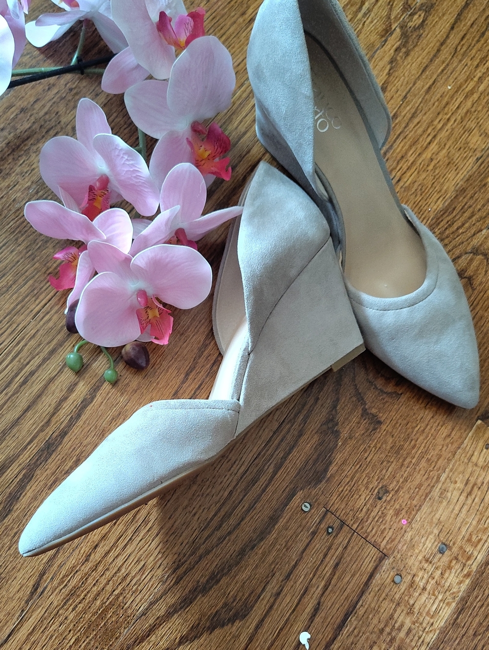 Franco Sarto Light Gray D'Orsay Pointed Toe Wedges
